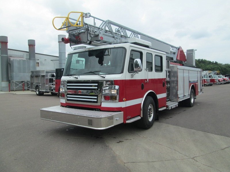 A 78-foot ladder/pumper truck similar to this one has been put on order for the Ventnor City Fire Department.