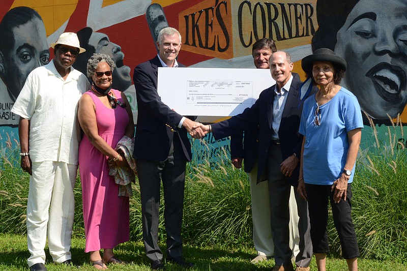 From left, Atlantic City Councilman Kaleem Shabazz, Chicken Bone Beach Historical Foundation founder Henrietta Shelton, Thomas Heist Insurance Agency President Tom Heist, and ACCF members Jim Rutala, Ben Zeltner and Libbie Wills.