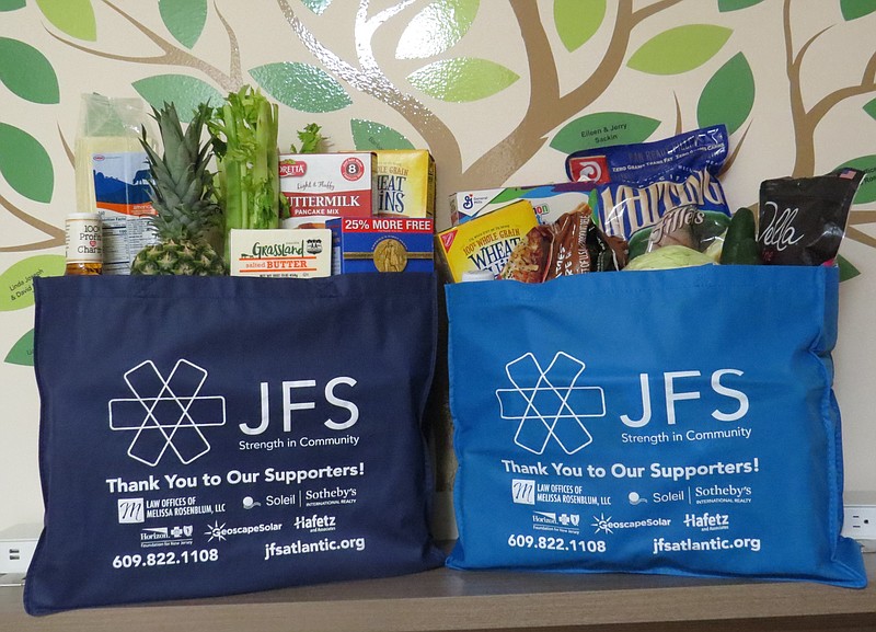 Jewish Family Service of Atlantic & Cape May Counties provides custom, reusable bags packed with fresh fruits, vegetables, dairy, poultry, canned foods, snacks and more to area residents in need.