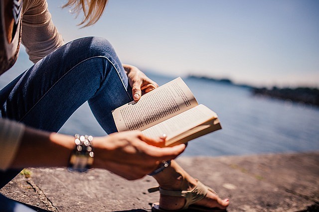 Pixabay/Pick up a great summer read at the Longport Public Library.