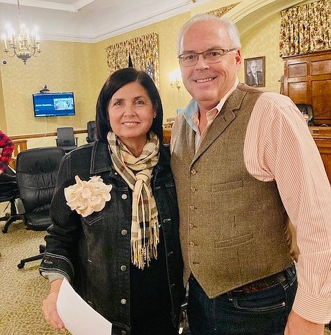 Ventnor Fountain Friends President Dawn Burke Sena and Mayor Lance Landgraf sign a memorandum of agreement to restore the Water Works fountain.