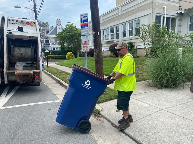 ACUA offers Valet Trash Services in Downbeach towns and Brigantine.