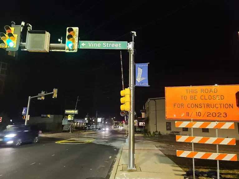 A sign warning of a pending closure stands on Broad Street at Vine Street in Lansdale on Wednesday, Nov. 1 2023. 