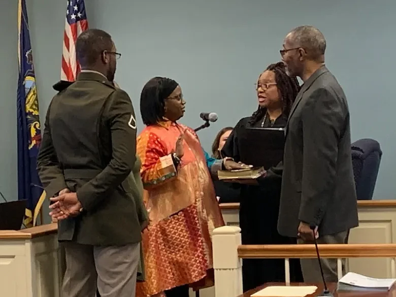 Upper Gwynedd commissioner Katherine Carter receives her oath from Judge Cateria McCabe during the township’s reorganization meeting on Jan. 2, 2024. 