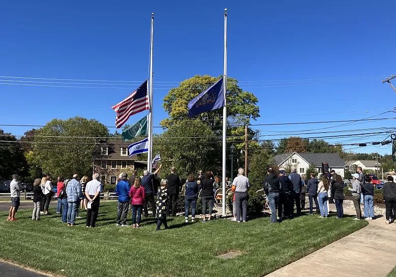 The flag of Israel flies below Lower Gwynedd Township’s flag at the township’s Veterans Memorial Park on Bethlehem Pike on Friday, Oct. 13, 2023. 
