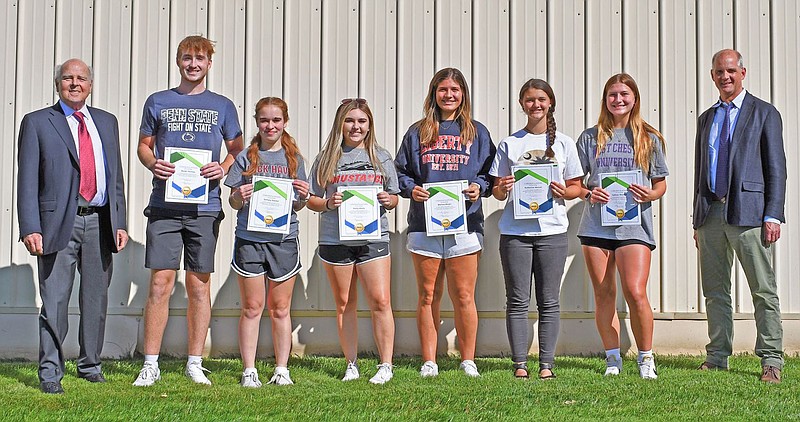 Left to Right: John Moyer, Chairman, Moyer; Derek Thomas; Stefany Steckel; Emily Watts; Melissa Moyer; Katherine Wenzel; Sydney Wasdick; and David Moy