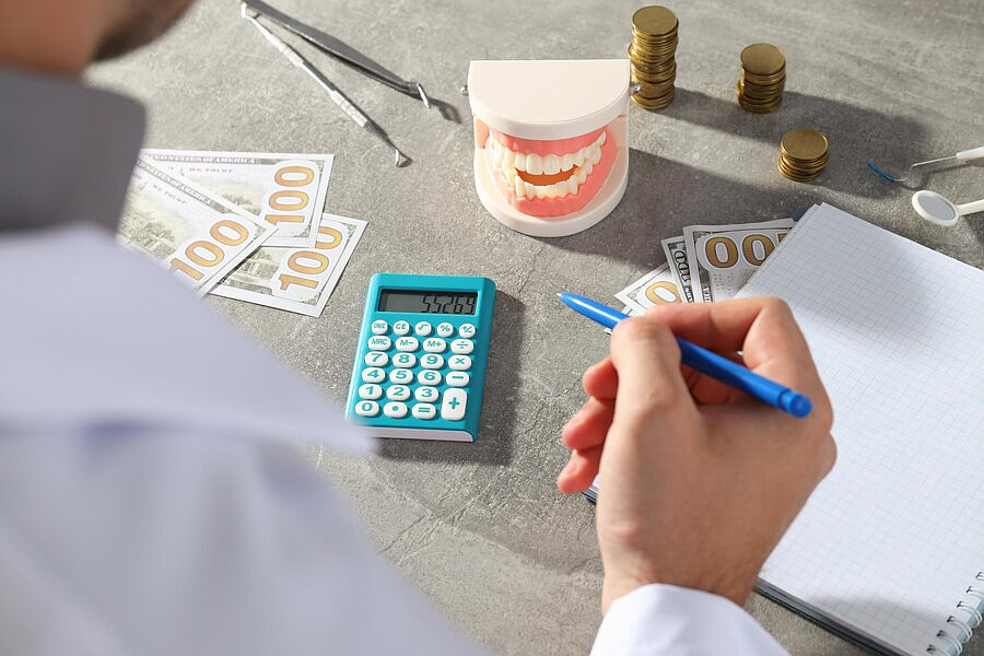 What’s the Deal with Dental Care Costs in the U.S.? Why Is Treatment Better in Mexico?