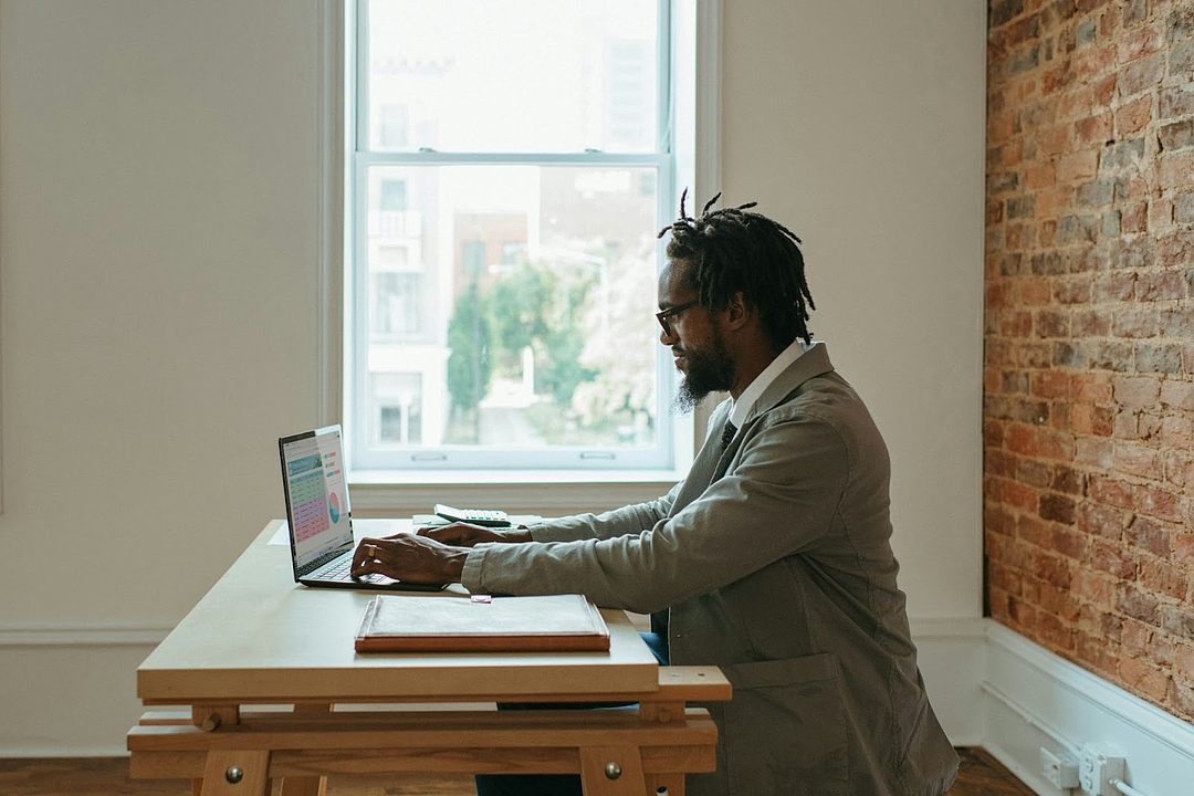 Unlocking the Future of Work: Key Remote Work Trends and Challenges in 2024