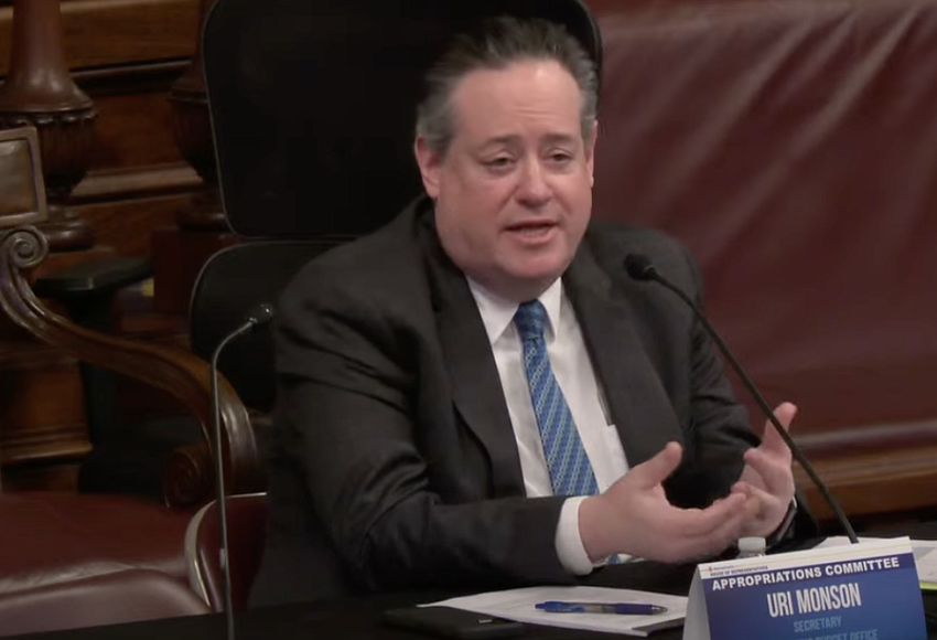 Budget Secretary Monson defends Shapiro plan to spend part of Pennsylvania's surplus - Vimarsana News