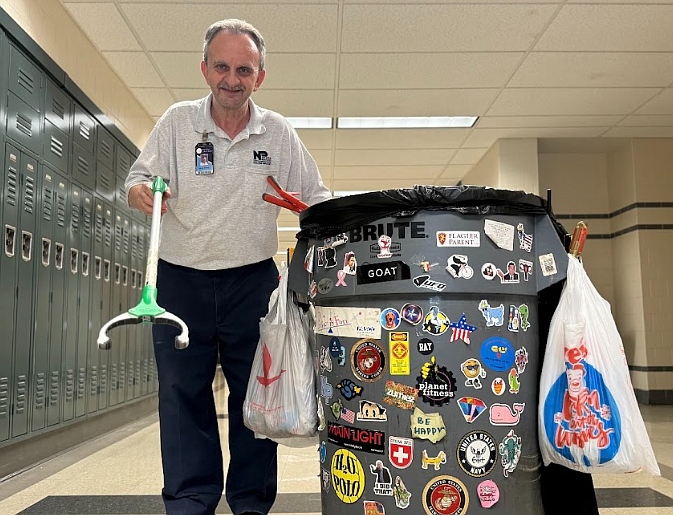 Custodian gives farewell fist bump to North Penn High School after 38