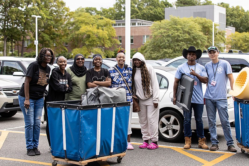 About 1,500 students are moving into Stockton for their first year at the campuses in Galloway Township and Atlantic City (Photos by Susan Allen/Stockton University)