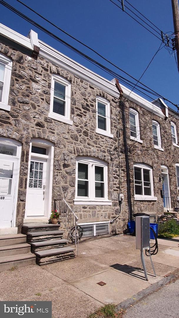 Gallery: 271 Kalos St