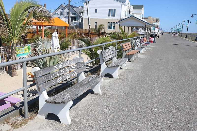 Overall, it is estimated that hundreds of benches line the Promenade in Sea Isle City.