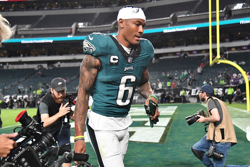 Sep 14, 2023; Philadelphia, Pennsylvania, USA; Philadelphia Eagles wide receiver DeVonta Smith (6) walks off the field after win against the Minnesota Vikings at Lincoln Financial Field. Mandatory Credit: Eric Hartline-USA TODAY Sports