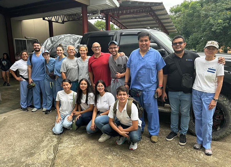 Physicians, residents and nurses from Jefferson Abington Hospital worked in teams to provide essential care to more than 1,000 patients during a medical mission trip to Honduras. (Credit: Jefferson Abington Hospital.)