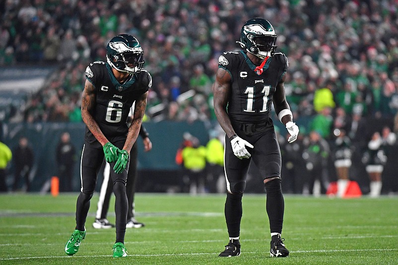 Dec 25, 2023; Philadelphia, Pennsylvania, USA; Philadelphia Eagles wide receiver DeVonta Smith (6) and wide receiver A.J. Brown (11) against the New York Giants at Lincoln Financial Field. Mandatory Credit: Eric Hartline-USA TODAY Sports