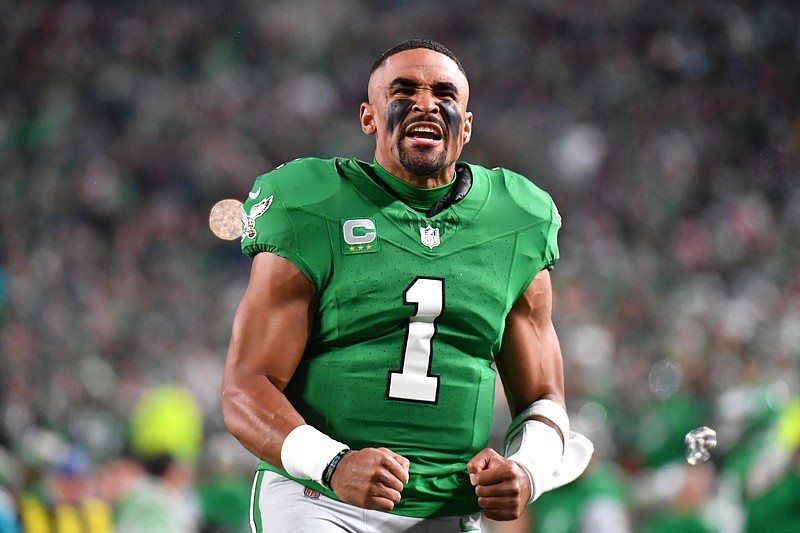 Oct 22, 2023; Philadelphia, Pennsylvania, USA;  Philadelphia Eagles quarterback Jalen Hurts (1) against the Miami Dolphins at Lincoln Financial Field. Mandatory Credit: Eric Hartline-USA TODAY Sports