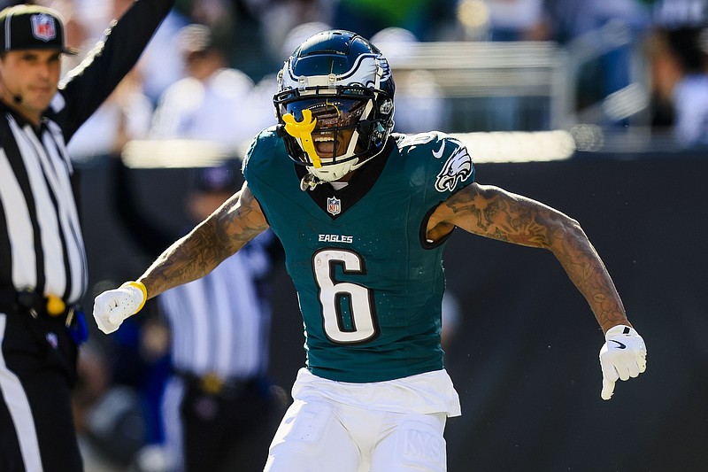 Oct 27, 2024; Cincinnati, Ohio, USA; Philadelphia Eagles wide receiver DeVonta Smith (6) reacts after scoring a touchdown against the Cincinnati Bengals in the second half at Paycor Stadium. Mandatory Credit: Katie Stratman-Imagn Images