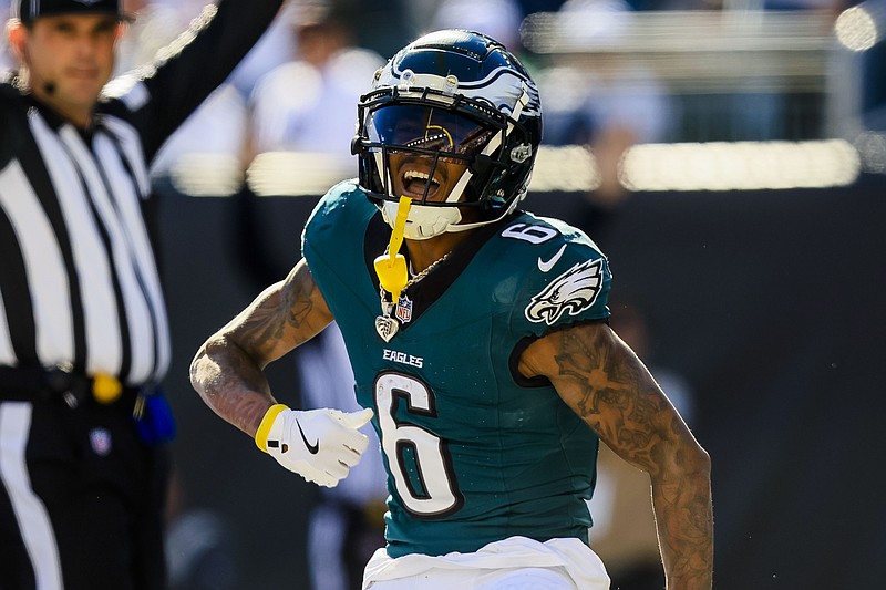 Oct 27, 2024; Cincinnati, Ohio, USA; Philadelphia Eagles wide receiver DeVonta Smith (6) reacts after scoring a touchdown against the Cincinnati Bengals in the second half at Paycor Stadium. Mandatory Credit: Katie Stratman-Imagn Images