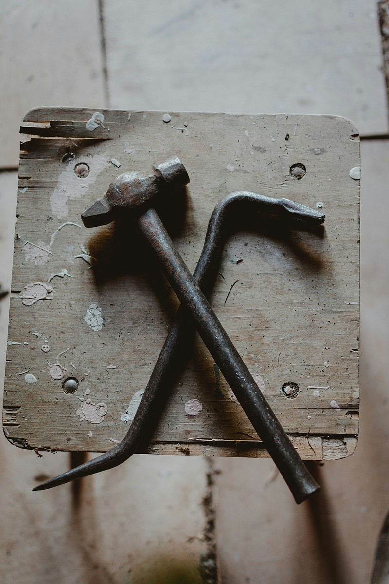 Upper Moreland Police found a prybar and hammer at a scene, much like these, when a man reported a person on the roof in Willow Grove. (Credit: Ēriks Irmejs / Unsplash.com)