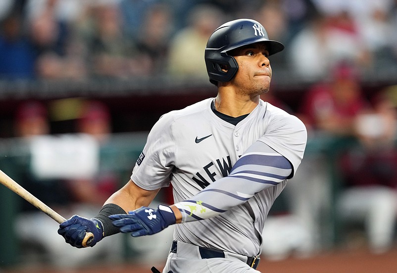 Apr 2, 2024; Phoenix, Arizona, USA; New York Yankees right fielder Juan Soto (22) bats against the Arizona Diamondbacks during the first inning at Chase Field. Mandatory Credit: Joe Camporeale-USA TODAY Sports