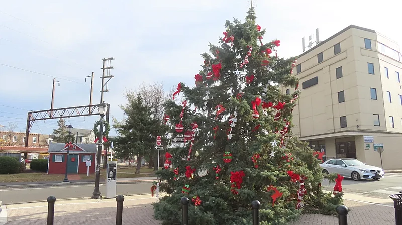 decorated tree awaits a visit from Santa ahead of the Lansdale tree lighting ceremony, scheduled for 6:30 p.m. on Friday, Dec. 6, 2024.