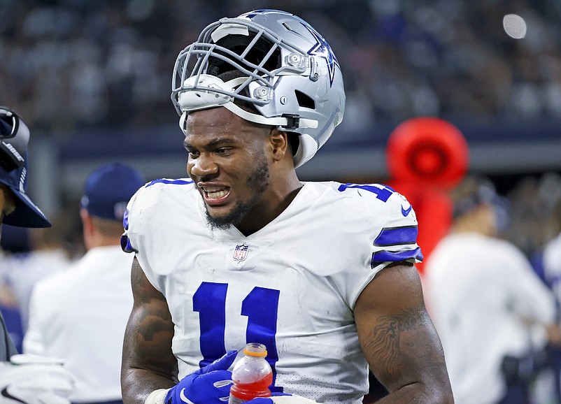 Sep 27, 2021; Arlington, Texas, USA;  Dallas Cowboys linebacker Micah Parsons (11) reacts during the game against the Philadelphia Eagles at AT&T Stadium. Mandatory Credit: Kevin Jairaj-USA TODAY Sports