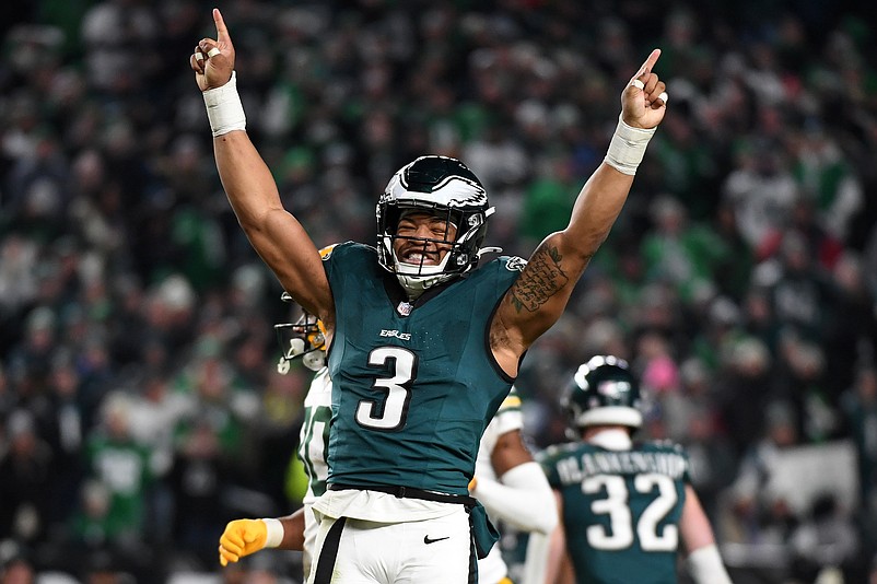 Jan 12, 2025; Philadelphia, Pennsylvania, USA; Philadelphia Eagles linebacker Nolan Smith Jr. (3) reacts against the Green Bay Packers during the second half in an NFC wild card game at Lincoln Financial Field. Mandatory Credit: Eric Hartline-Imagn Images