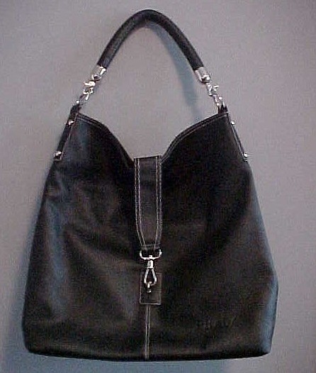 A black purse was found in a vehicle in Whitemarsh during a traffic stop, police said. (Image courtesy of innercity51 / flickr.com