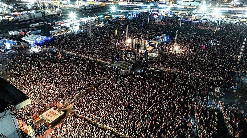 Thousands of country music fans will pack Wildwood's beach for the festival. (Photo credit: Chris Willenbrock, Willenbrock Photography)