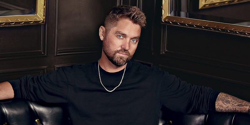 Country star Brett Young is playing The Met Philadelphia this week (Credit: Brett Young via Facebook).