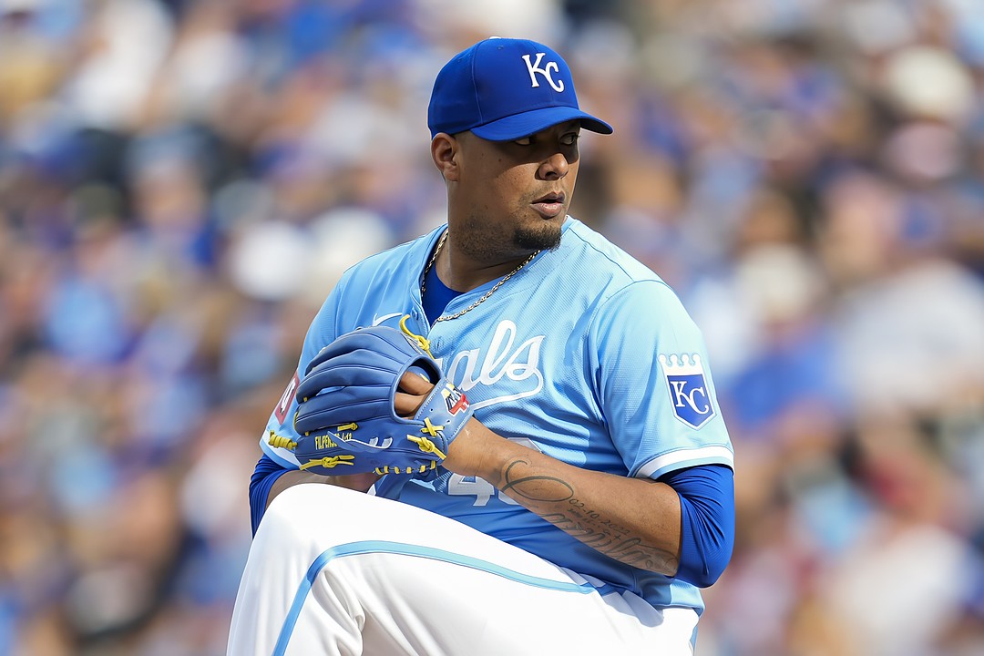 Phillies claim hard-throwing veteran reliever on waivers, DFA Tyler Phillips