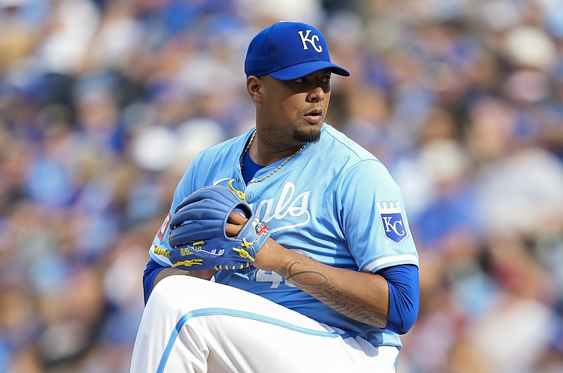 Sep 2, 2024; Kansas City, Missouri, USA; Kansas City Royals relief pitcher Carlos Hernandez (43) pitches during the eighth inning against the Cleveland Guardians‘ at Kauffman Stadium. Mandatory Credit: Jay Biggerstaff-Imagn Images