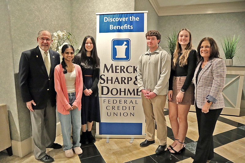 From left: Tom Eisenberger, MSDFCU Chair; Guna Krita Ranjith Kumar; Lauren Wu; Noah McCafferty; Devlyn Faberp; Dana DeFilippis, MSDFCU CEO (Credit: MSDFCU)