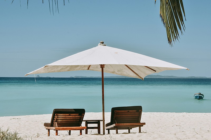 This photo is calling my name. Do you "Vacation Dream" too?  (Credit: Sandy Ravaloniaina / Unsplash.com)