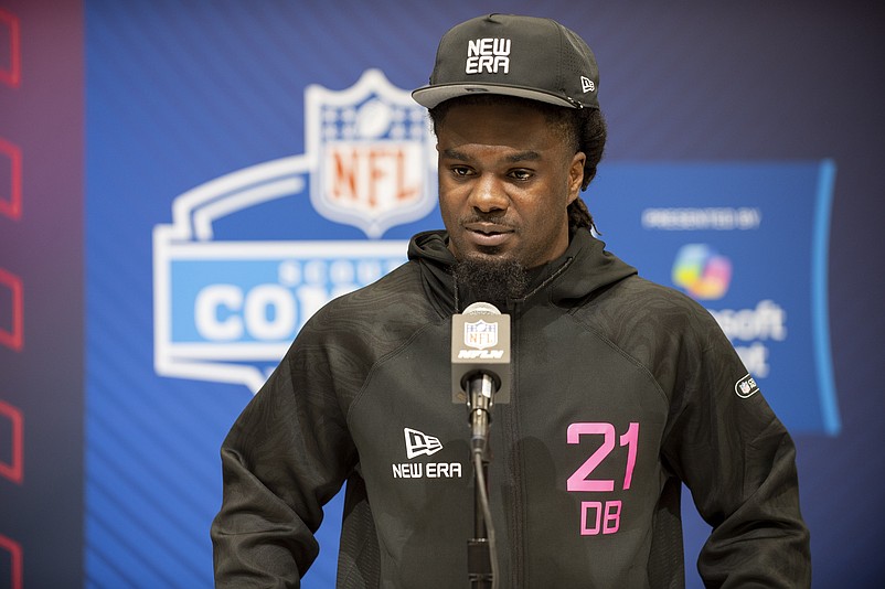Feb 27, 2025; Indianapolis, IN, USA; Central Florida defensive back Mac McWilliams (DB21) during the 2025 NFL Combine at Lucas Oil Stadium. Mandatory Credit: Tanner Pearson-Imagn Images