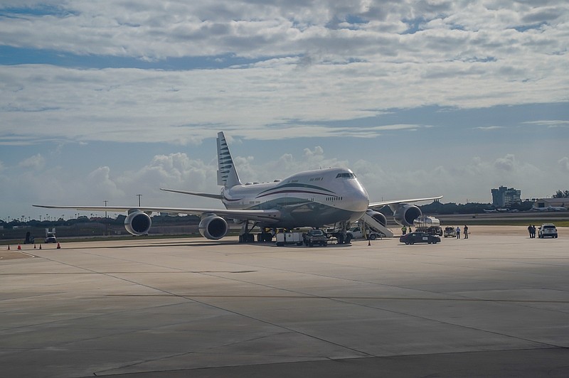 Trump accepted a hotly contested Qatari luxury jet, and some traders profited as a result.