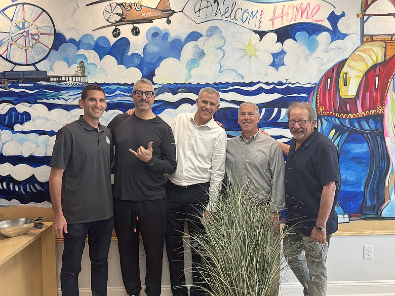 MBA/From left, Margate Mayor Michael Collins, artist Jon Baker, Tom Heist, Commissioner Maury Blumberg, MBA President Ed Berger.