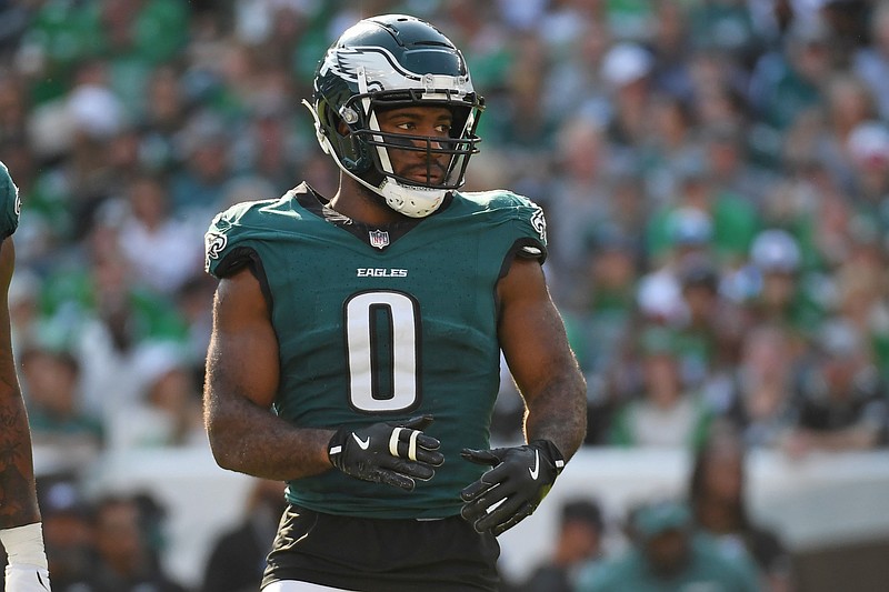Oct 13, 2024; Philadelphia, Pennsylvania, USA; Philadelphia Eagles defensive end Bryce Huff (0) against the Cleveland Browns at Lincoln Financial Field. Mandatory Credit: Eric Hartline-Imagn Images