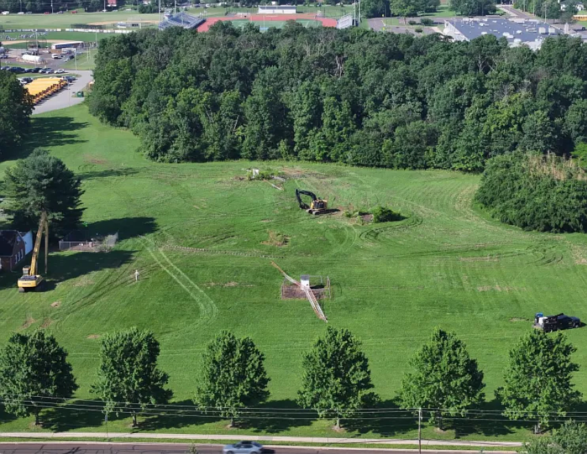 WATCH: WNPV Radio towers fall, as landmark to local skyline is