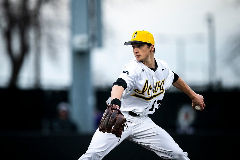 Iowa's Cade Obermueller (33) delivers a pitch during a NCAA baseball game against Loras College, Tuesday, Feb. 28, 2023, at Duane Banks Field in Iowa City, Iowa...230228 Loras Iowa Bsb 021 Jpg