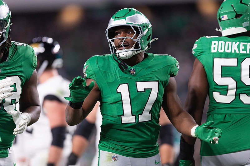 Nov 3, 2024; Philadelphia, Pennsylvania, USA; Philadelphia Eagles linebacker Nakobe Dean (17) in a game against the Jacksonville Jaguars during the third quarter at Lincoln Financial Field. Mandatory Credit: Bill Streicher-Imagn Images