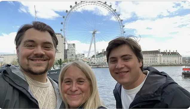 Bernadette Gaudio with her sons, Andrew, on right, and Robert, on left. (Photo courtesy GoFundMe)