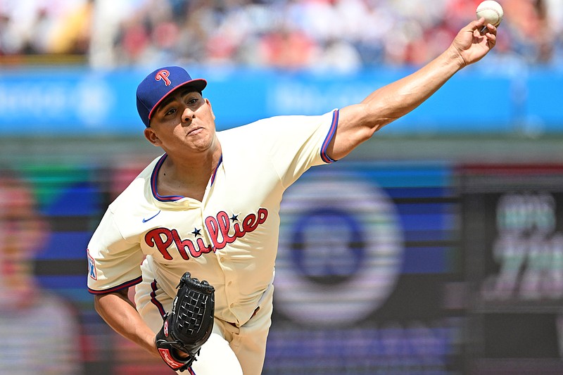 Aug 24, 2025; Philadelphia, Pennsylvania, USA; Philadelphia Phillies pitcher Ranger Su‡rez (55) throws a pitch during the second inning against the Washington Nationals at Citizens Bank Park. Mandatory Credit: Eric Hartline-Imagn Images