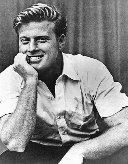 A 1959 headshot of Robert Redford (Credit: Bucks County Playhouse)