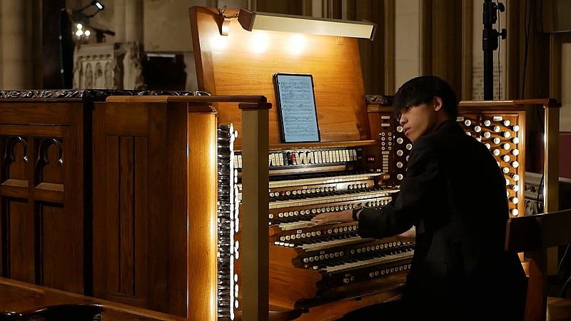 Internationally acclaimed organist Eddie Zheng will perform on Nov. 2. (Photo courtesy of eddiezheng.com)