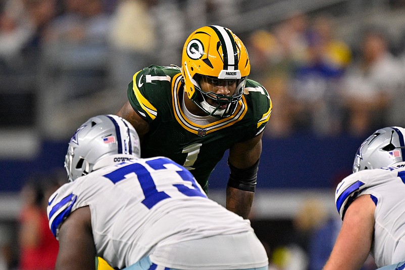 Sep 28, 2025; Arlington, Texas, USA; Green Bay Packers defensive end Micah Parsons (1) looks to rush the line during the game between the Dallas Cowboys and the Green Bay Packers at AT&T Stadium. Mandatory Credit: Jerome Miron-Imagn Images
