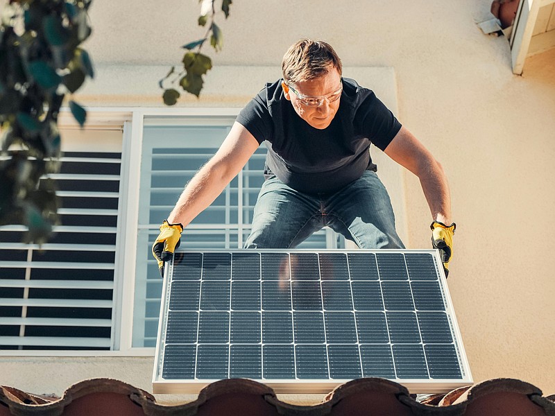 A solar panel installation (Credit: Katalinas Communications)