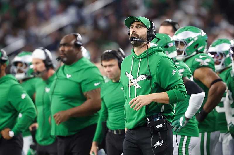 Nov 23, 2025; Arlington, Texas, USA; Philadelphia Eagles head coach Nick Sirianni looks on during the second quarter against the Dallas Cowboys   at AT&T Stadium. Mandatory Credit: Kevin Jairaj-Imagn Images