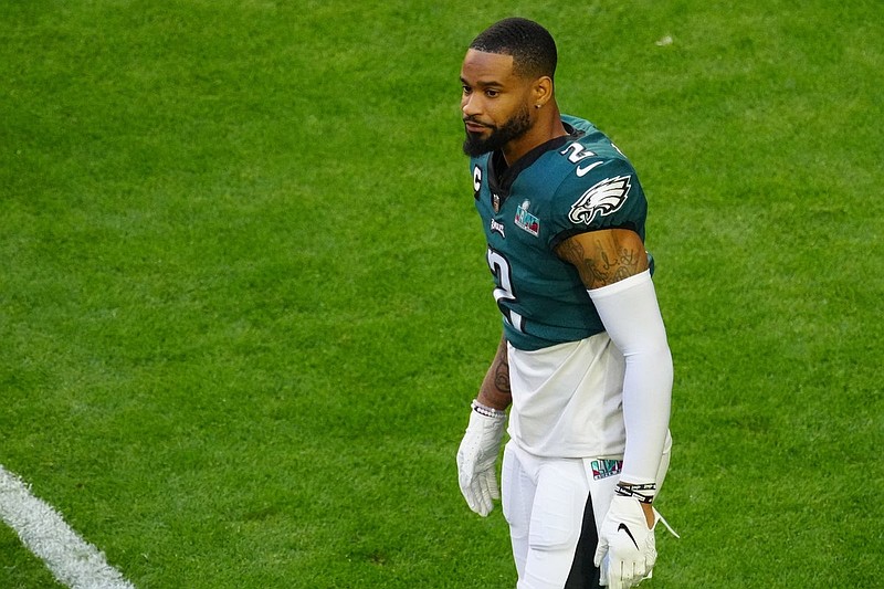 Philadelphia Eagles cornerback Darius Slay (2) warms up before playing against the Kansas City Chiefs in Super Bowl LVII at State Farm Stadium in Glendale on Feb. 12, 2023.

Nfl Super Bowl Lvii Kansas City Chiefs Vs Philadelphia Eagles